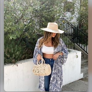 Free Spirit Bubble Sleeve Duster - Paisley
Cardigan